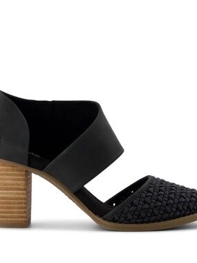 TOMS Black Woven Pointed Milan Nova Heel (worn twice, size 8.5)